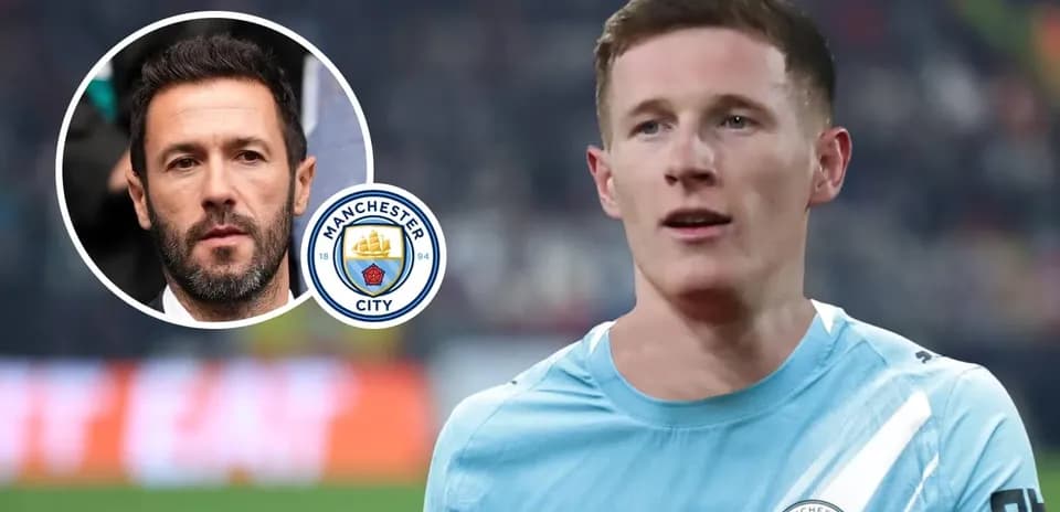 Jugador de Manchester City en acción durante el partido