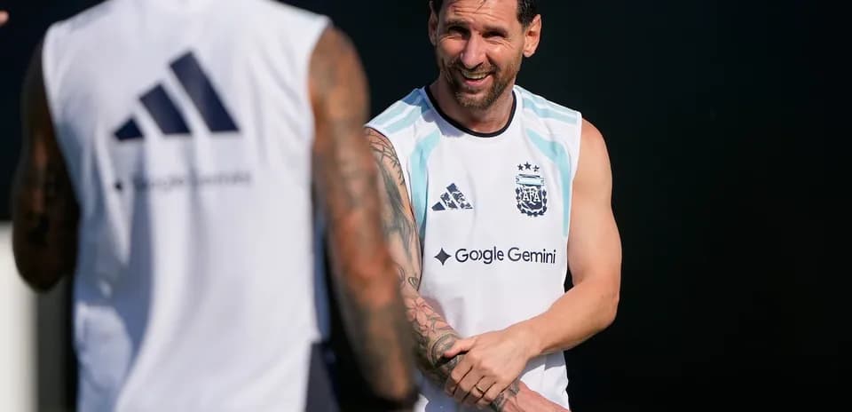 Lionel Messi durante entrenamiento de la selección argentina