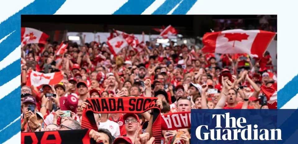 Aficionados animando con banderas y bufandas de Canadá