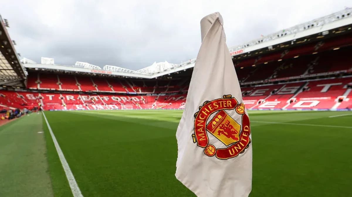 Bandera de esquina con escudo de Manchester United