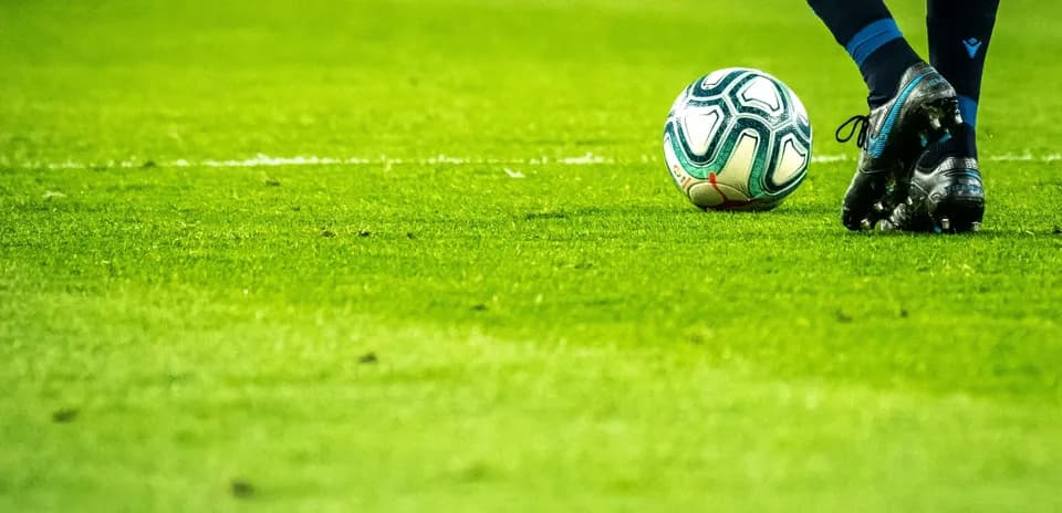 Football illustration used for match coverage - default_7YmHp4l3.webp