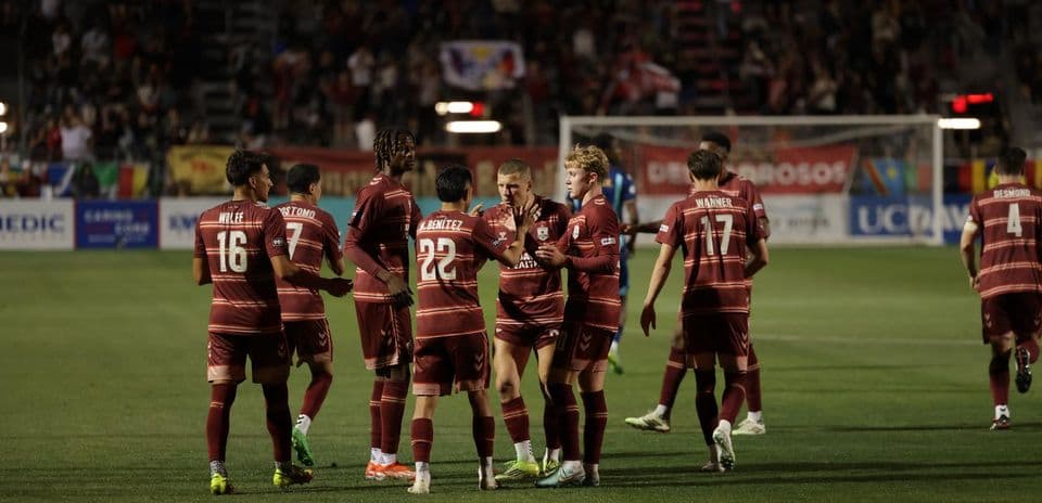 Celebración de jugadores de Colorado Springs