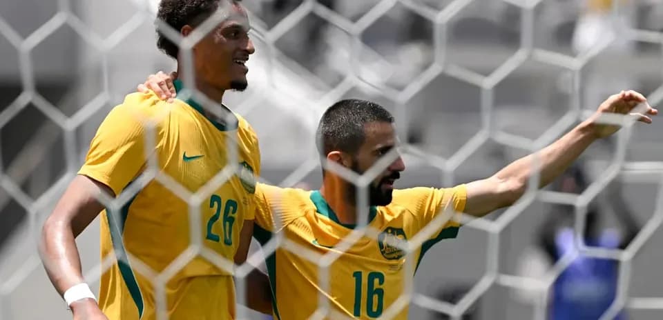 Jugadores de Australia celebrando en la portería