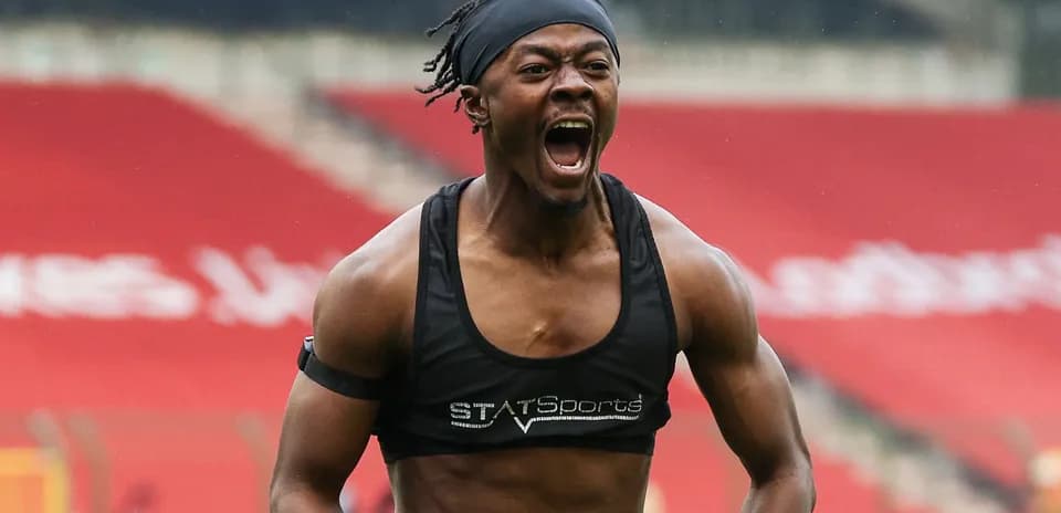 Jugador celebrando durante una sesión de entrenamiento