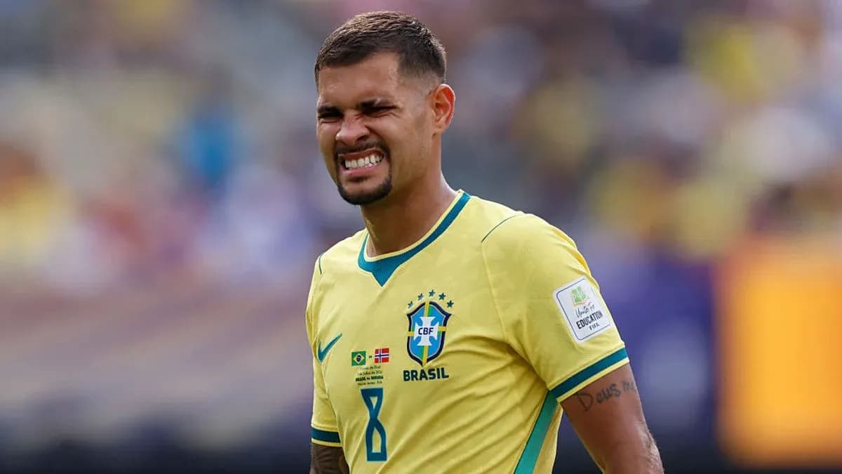 Jugador brasileño en acción durante un partido