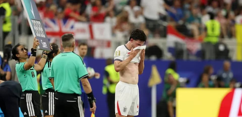 Jugador de Inglaterra se prepara para ser sustituido