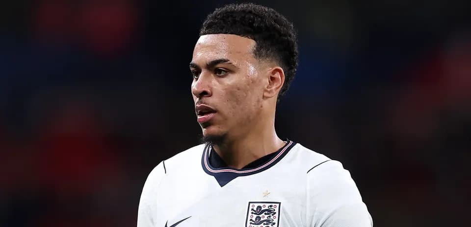 Jugador de Inglaterra en uniforme durante el partido