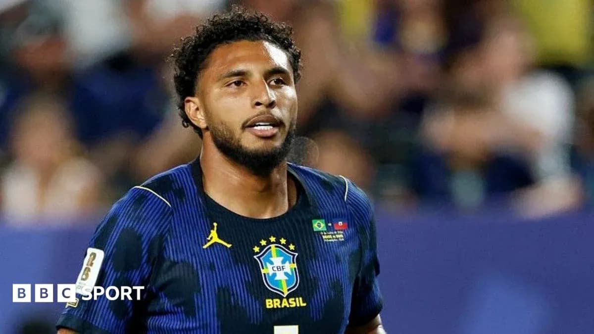 Jugador de Brasil en el campo durante un partido