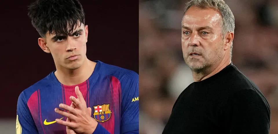 Jugador del FC Barcelona y entrenador en la banda