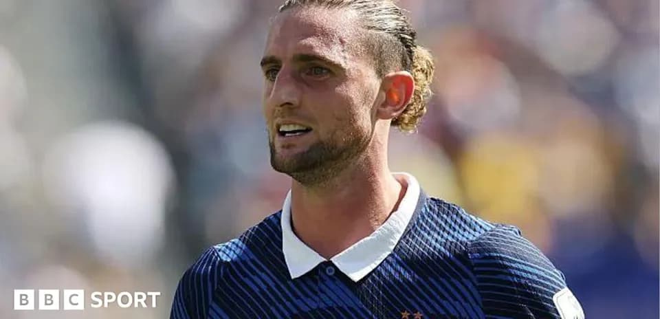 Jugador de Francia durante un partido de fútbol