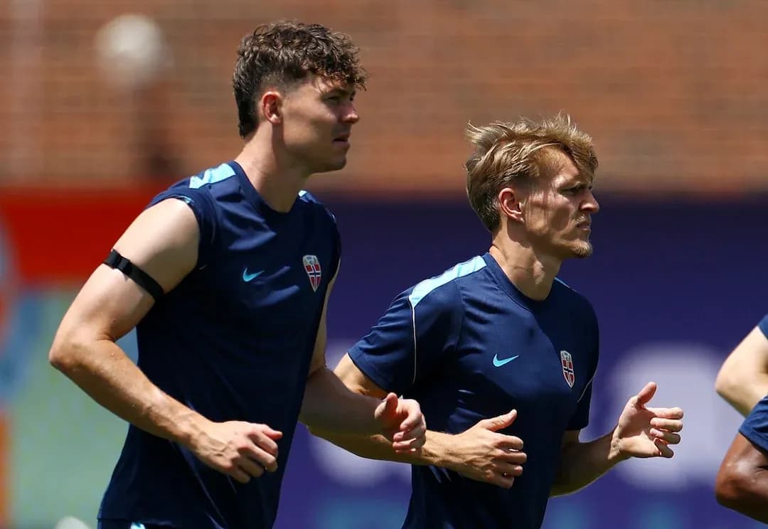 Jugadores de Noruega entrenando para el Mundial