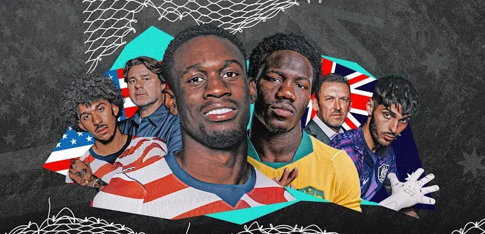Varios jugadores de fútbol con camisetas y banderas