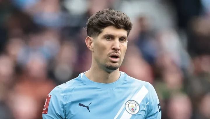 Juventus se interesa por John Stones tras Arsenal en la Serie A