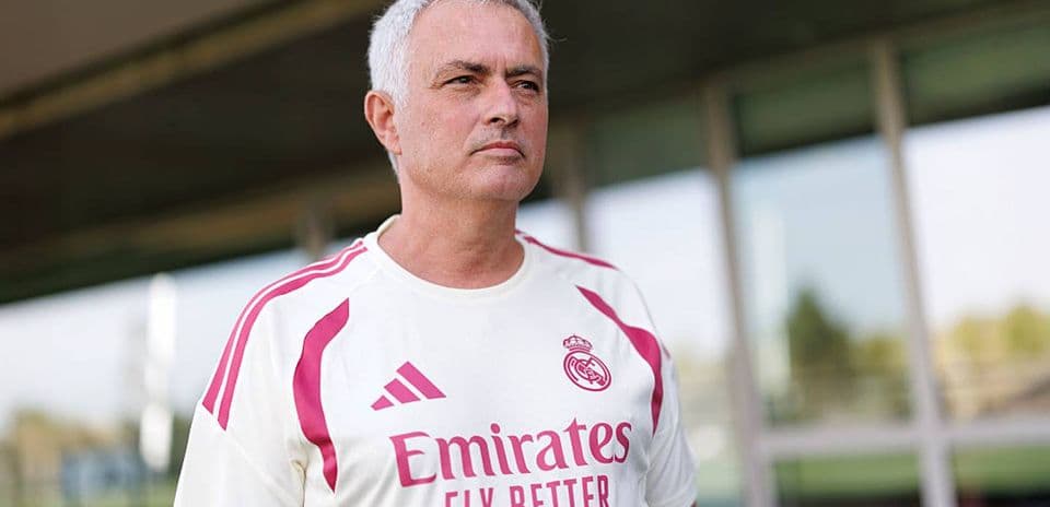 Real Madrid Anuncia la Incorporación Rápida de un Delantero Inesperado