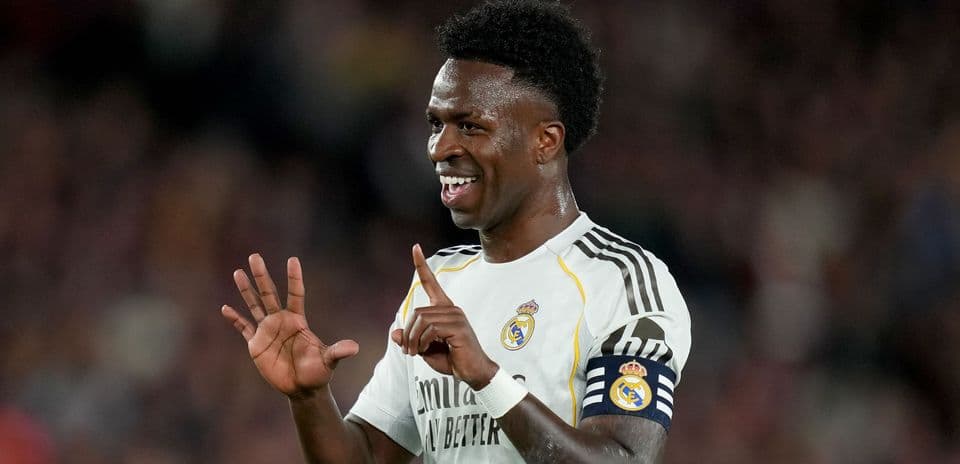 Vinicius Junior seguirá en Real Madrid con Mourinho apostando por el brasileño