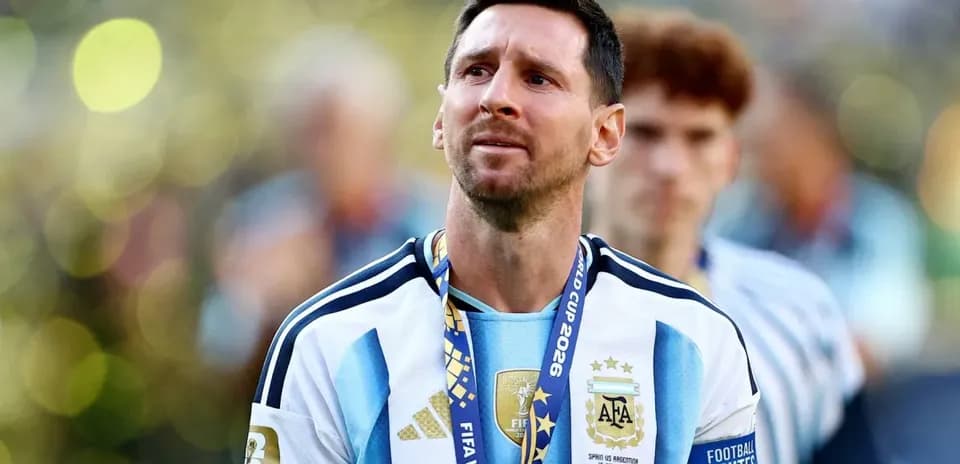 Más de 80,000 aficionados argentinos piden a la FIFA repetir la final del Mundial contra España