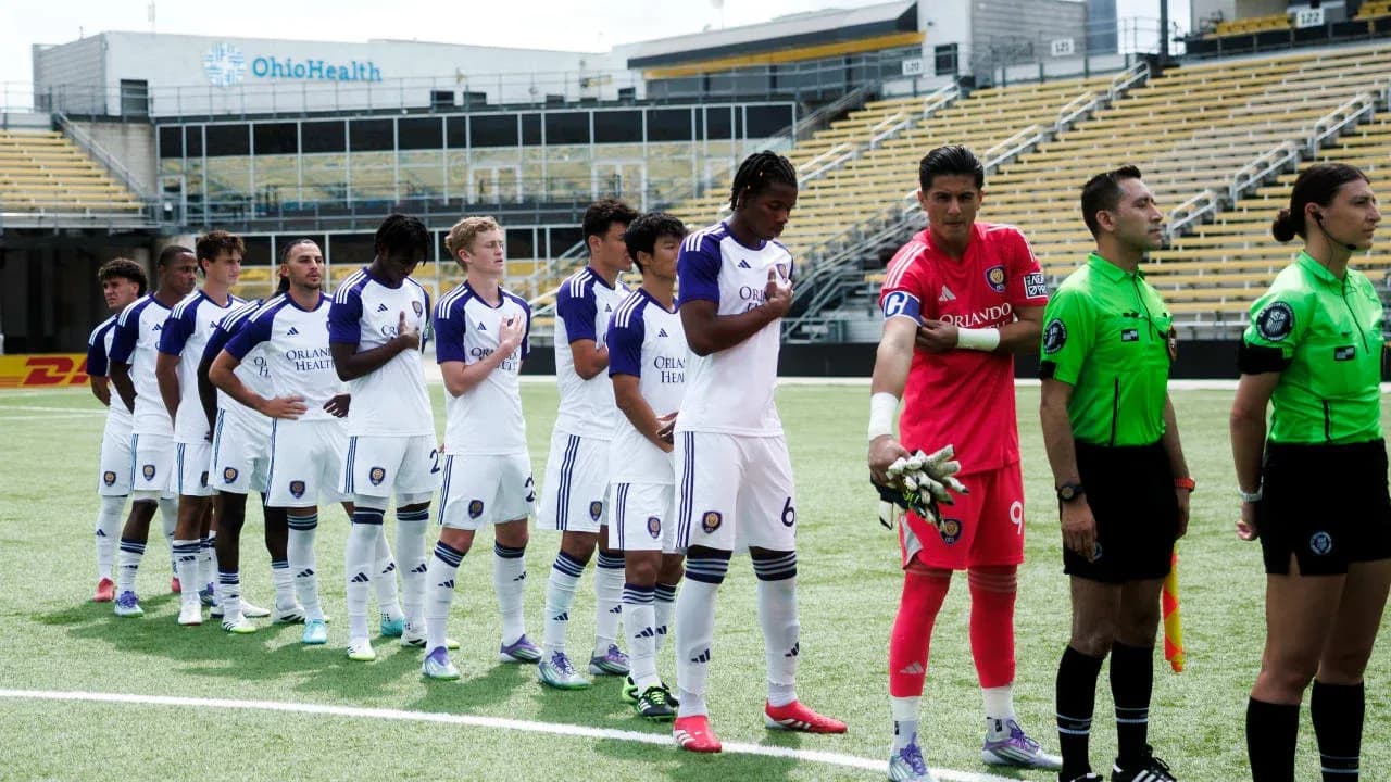 Jugadores de Orlando City II en alineación previa al partido Jugadores de Orlando City II en alineación previa al partido