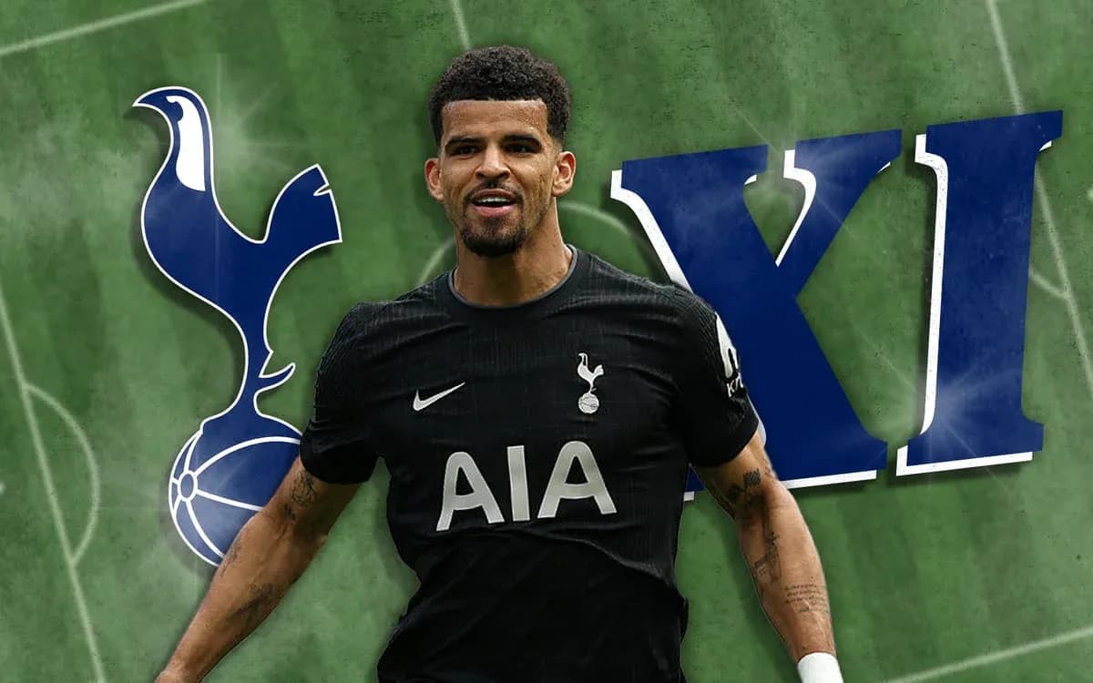 Jugador de Tottenham en uniforme negro en el campo Jugador de Tottenham en uniforme negro en el campo