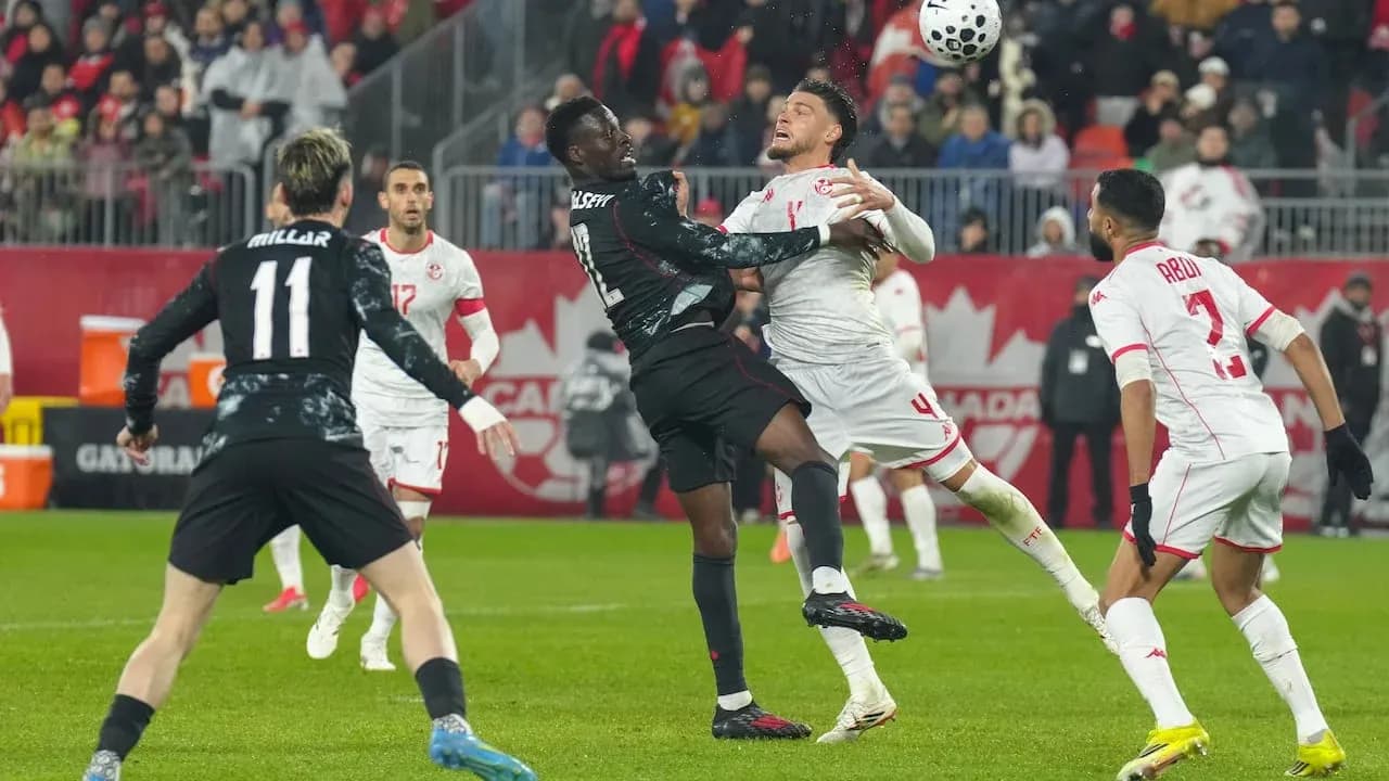 Acción del partido entre Canadá y Bosnia Acción del partido entre Canadá y Bosnia