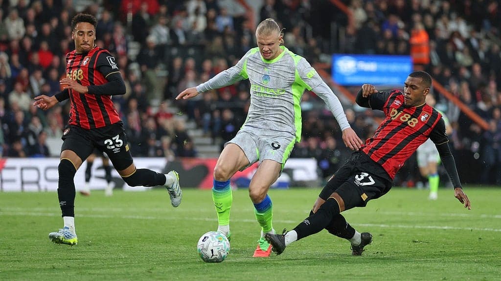 Erling Haaland en acción durante el partido Erling Haaland en acción durante el partido