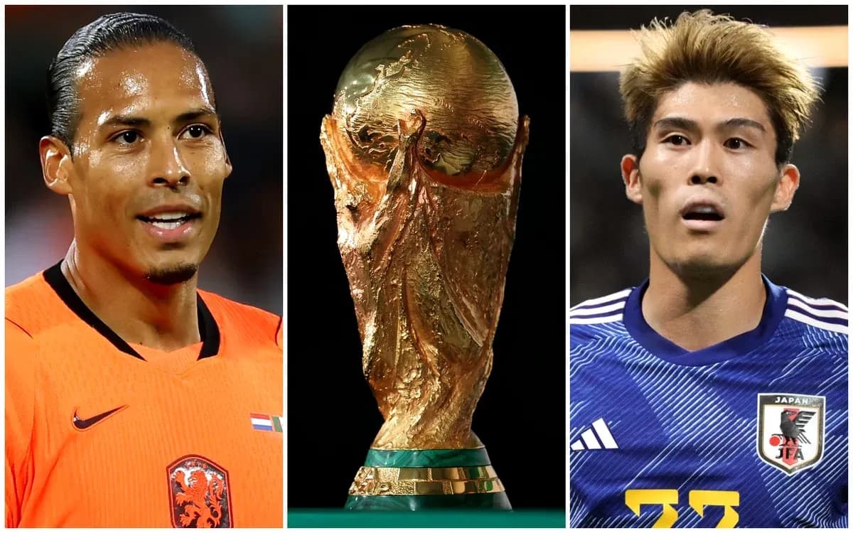 Jugadores de Países Bajos y Japón con la Copa del Mundo Jugadores de Países Bajos y Japón con la Copa del Mundo
