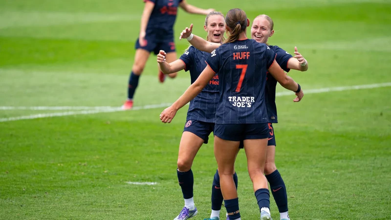 Jugadoras de Chicago Red Stars celebrando un gol Jugadoras de Chicago Red Stars celebrando un gol
