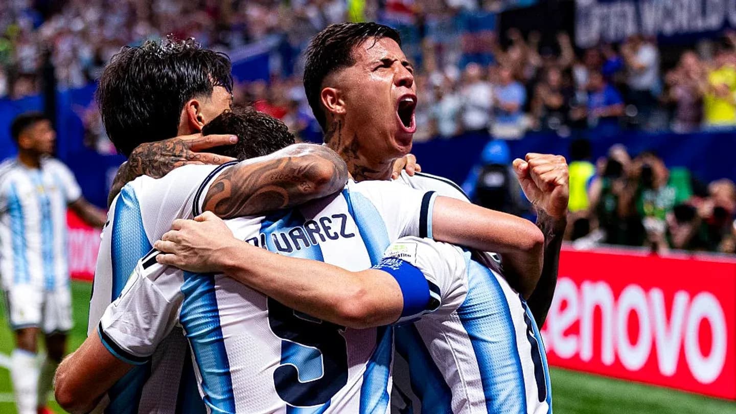 Jugadores de Argentina celebrando un gol en grupo Jugadores de Argentina celebrando un gol en grupo