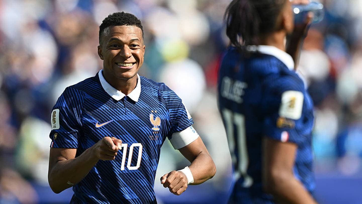 Calificaciones de jugadores de Francia ante Senegal: Mbappé rompe récords y guía la victoria Calificaciones de jugadores de Francia ante Senegal: Mbappé rompe récords y guía la victoria